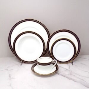 Vintage Coalport Bone China Blue Wheat 6 piece Place Setting (1972-93)